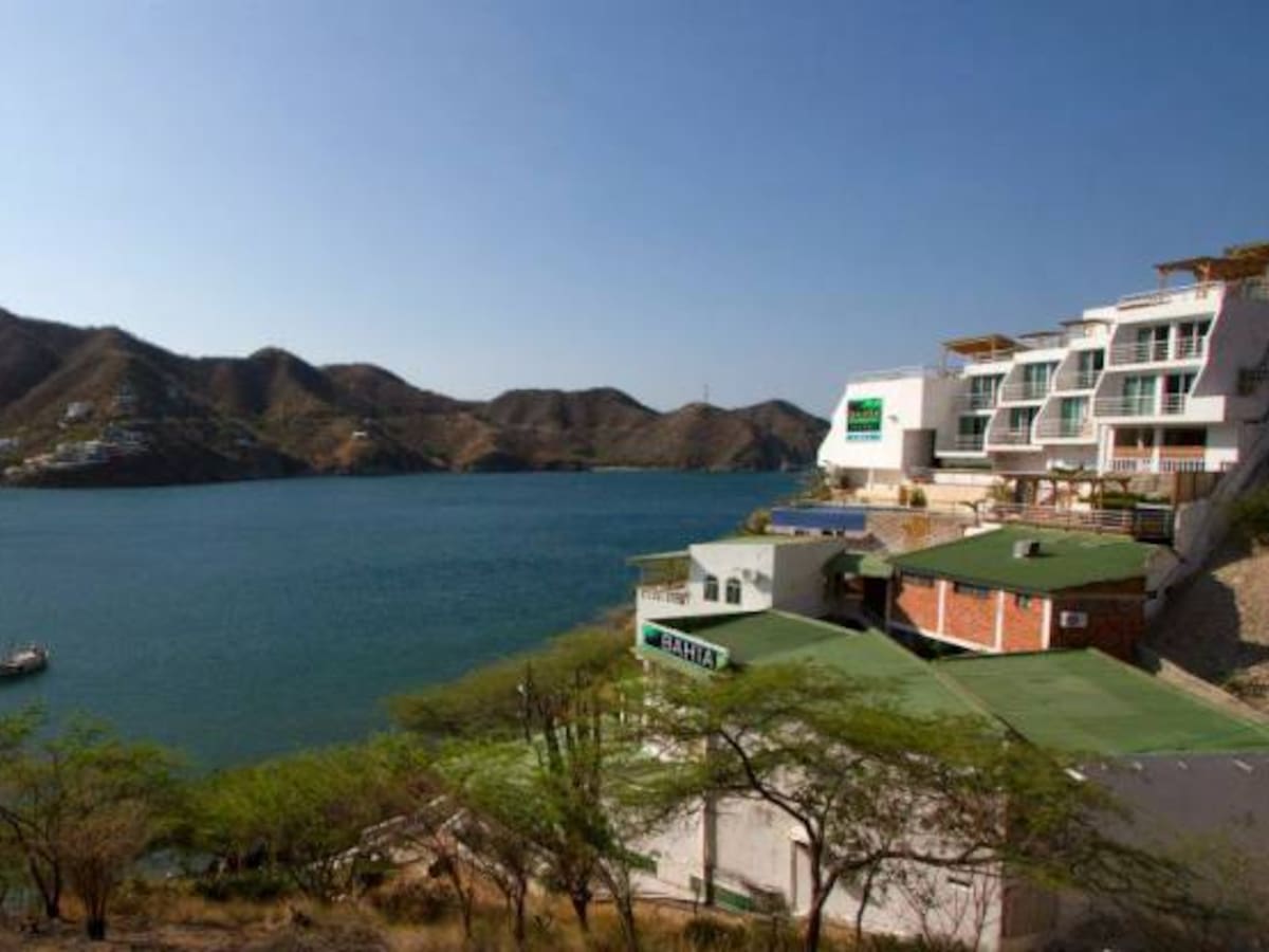 Hotel Bahía Taganga: Comodidad entre el mar y la montaña