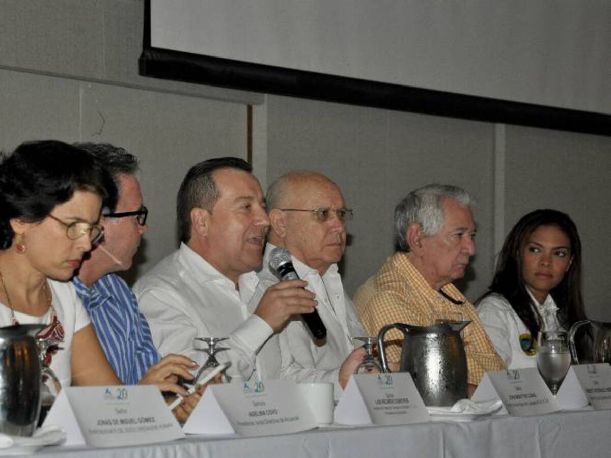 Acuacar entre las compañías con menores pérdidas de agua en Colombia y Latinoamérica