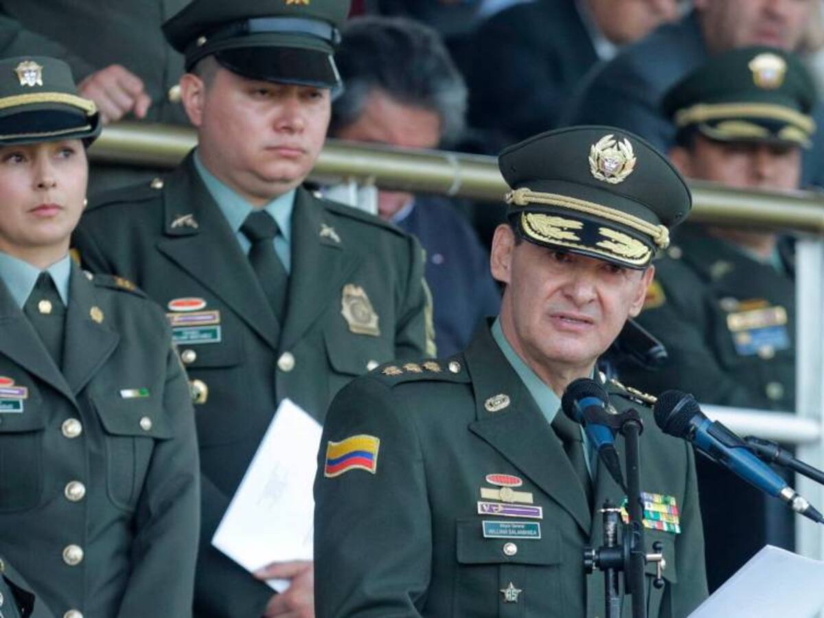 “Hubo abuso de autoridad”: director de la policía sobre agresión a prensa en Bogotá