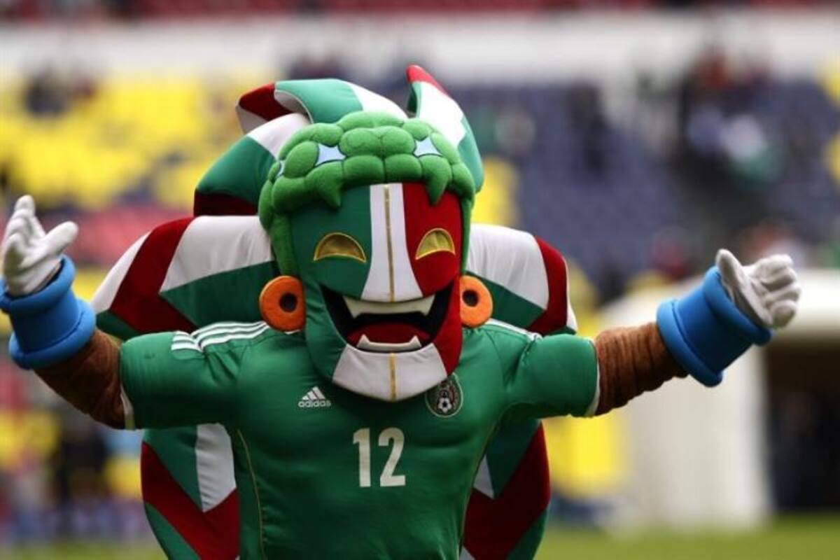 En el estadio Azteca, México goleó 5-1 a Nueva Zelanda con goles de P. Aguilar, R. Jiménez, dos de O. Peralta y uno de R. Márquez. El gol neozelandés fue de James.