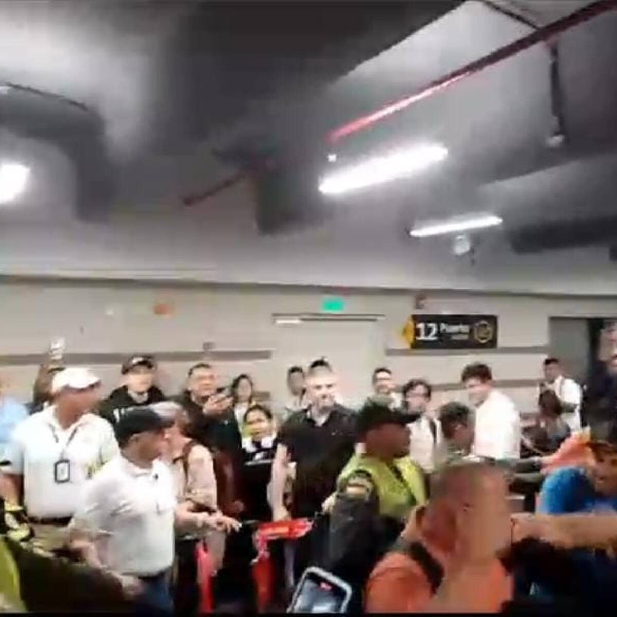 Video: Fuerte pelea en el aeropuerto Cortissoz por reprogramación de vuelo