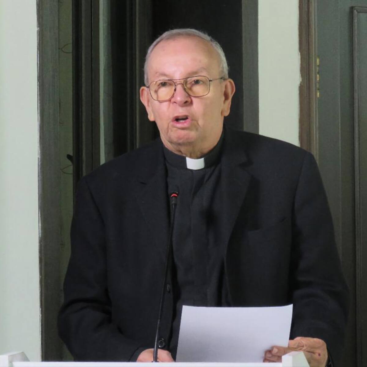 Monseñor Héctor Fabio Henao: “Hay que escuchar con humildad y capacidad de servicio”