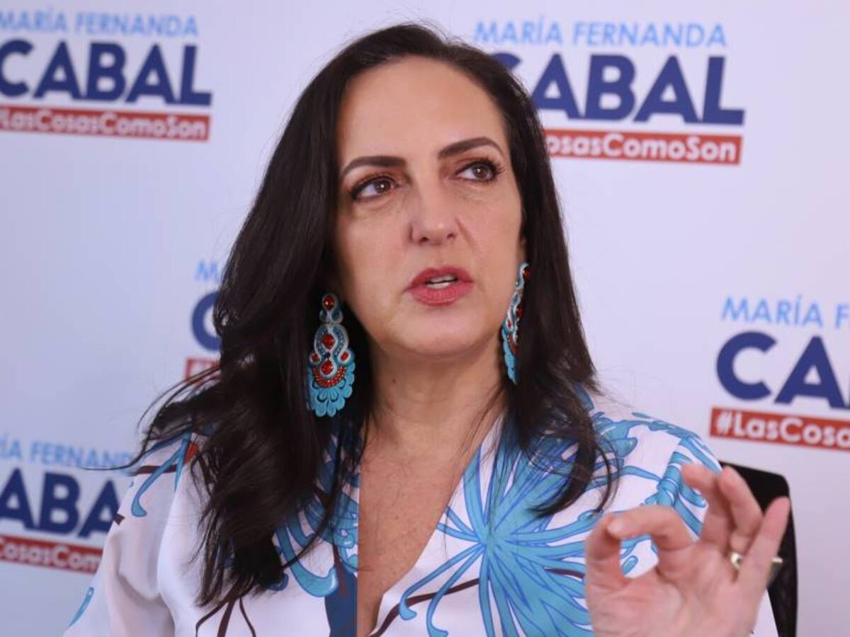 María Fernanda Cabal es denunciada ante la Corte Suprema por presunto hostigamiento