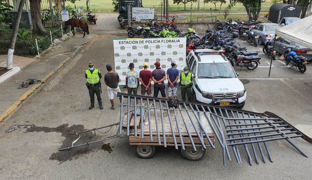 Dos de los capturados son venezolanos por lo que fueron dejados en manos de Migración Colombia para el respectivo proceso, las otras dos personas quedaron en libertad