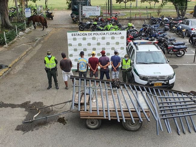 Dos de los capturados son venezolanos por lo que fueron dejados en manos de Migración Colombia para el respectivo proceso, las otras dos personas quedaron en libertad