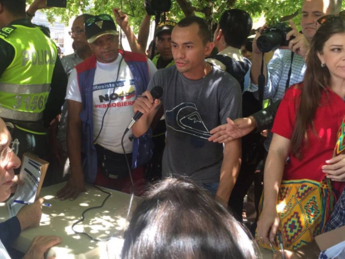 Santos en lugar de disuadir a criminales los envalentona: Uribe en Valledupar