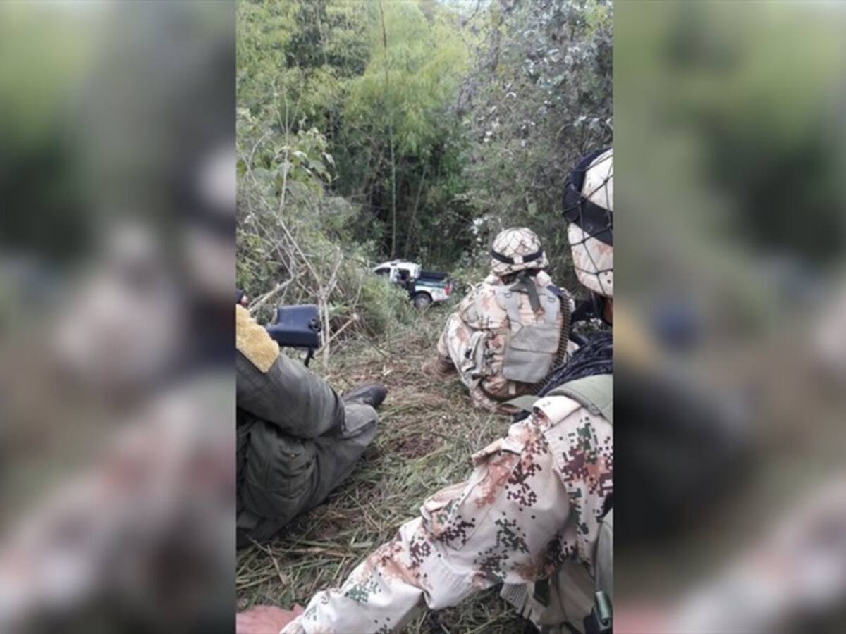 Farc niegan que responsables de ataque a policías sean disidentes en Cauca