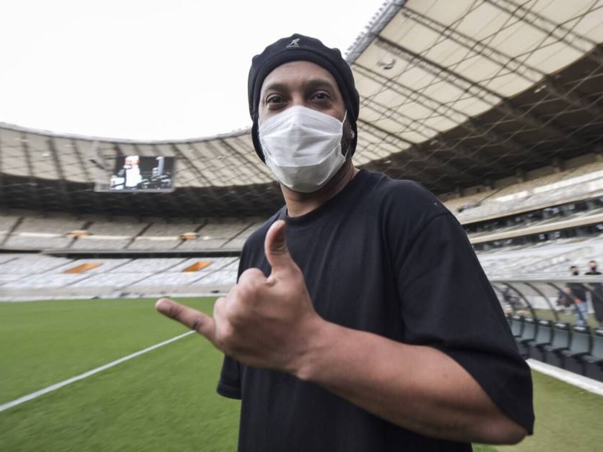 Ronaldinho Gaúcho, positivo por coronavirus