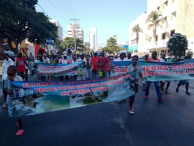 Pobladores de la isla Tierra Bomba en Cartagena, se declaran en paro cívico