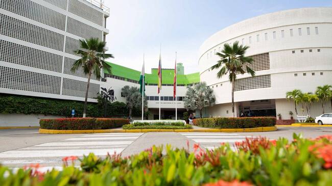 En la competencia hubo estudiantes de administración de empresas de varios países del Sudeste Asiático.