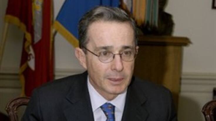 El Presidente sancionó la Ley del Referendo Reeleccionista