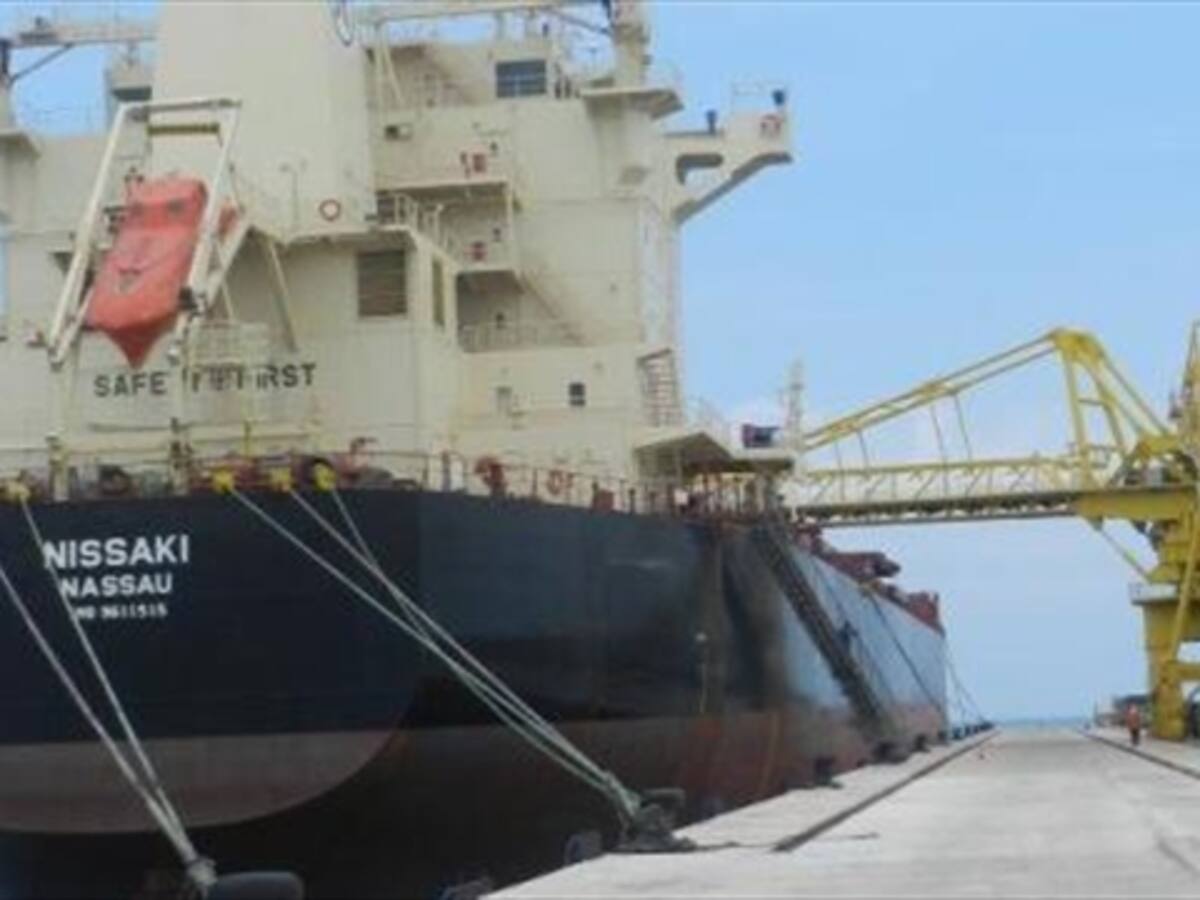 Inauguran gigantesco complejo industrial y portuario en La Guajira