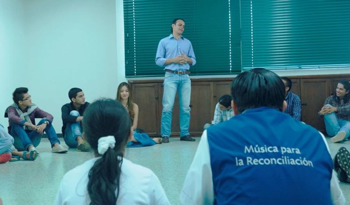 Igualmente, los jóvenes compartieron algunas de las historias de sus cicatrices físicas y espirituales.