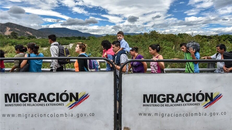 El presidente de la Cámara de Comercio de Bucaramanga asegura que esta medida de la Alcaldía perjudica a los bumangueses porque aumenta el desempleo. Foto: Getty Images