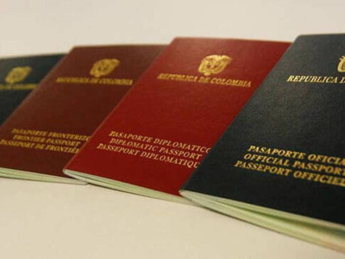 Thomas Greg pide a Cancillería que justifique decisión de no firmar contrato de pasaportes