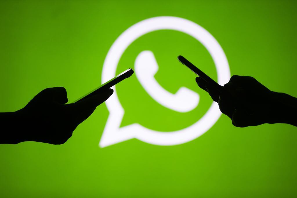WhatsApp / Aytac Unal/Anadolu Agency/Getty Images)