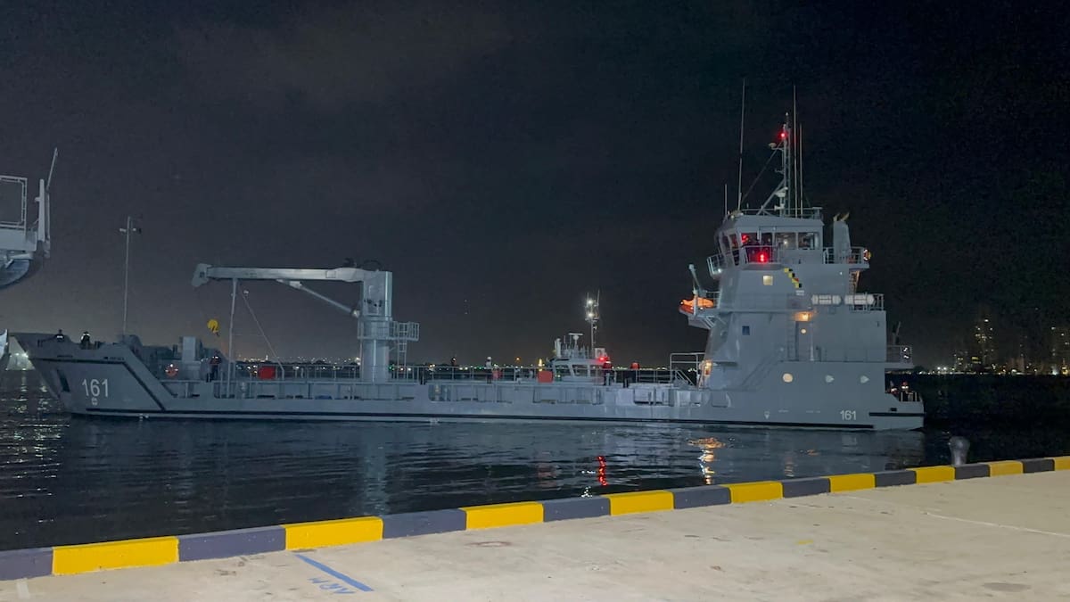 Buque de la armada zarpó desde Cartagena a Miami por ayudas para damnificados del terremoto