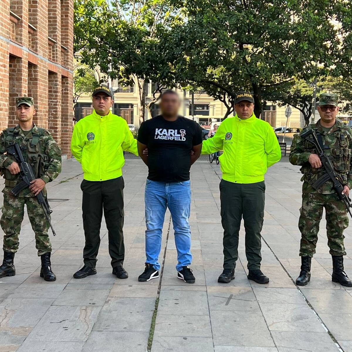 Capturaron a alias “Tomatón” presunto cabecilla urbano de las AGC en Buriticá
