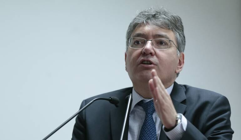 Ministro de Hacienda y Crédito Público, Mauricio Cárdenas.