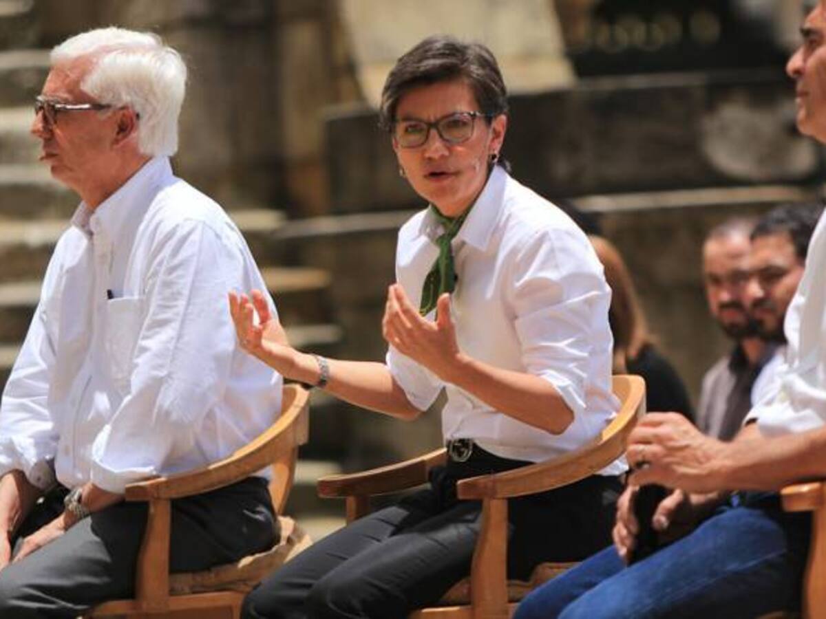 Verdes se reúnen para intentar salvar coalición con Fajardo y Robledo