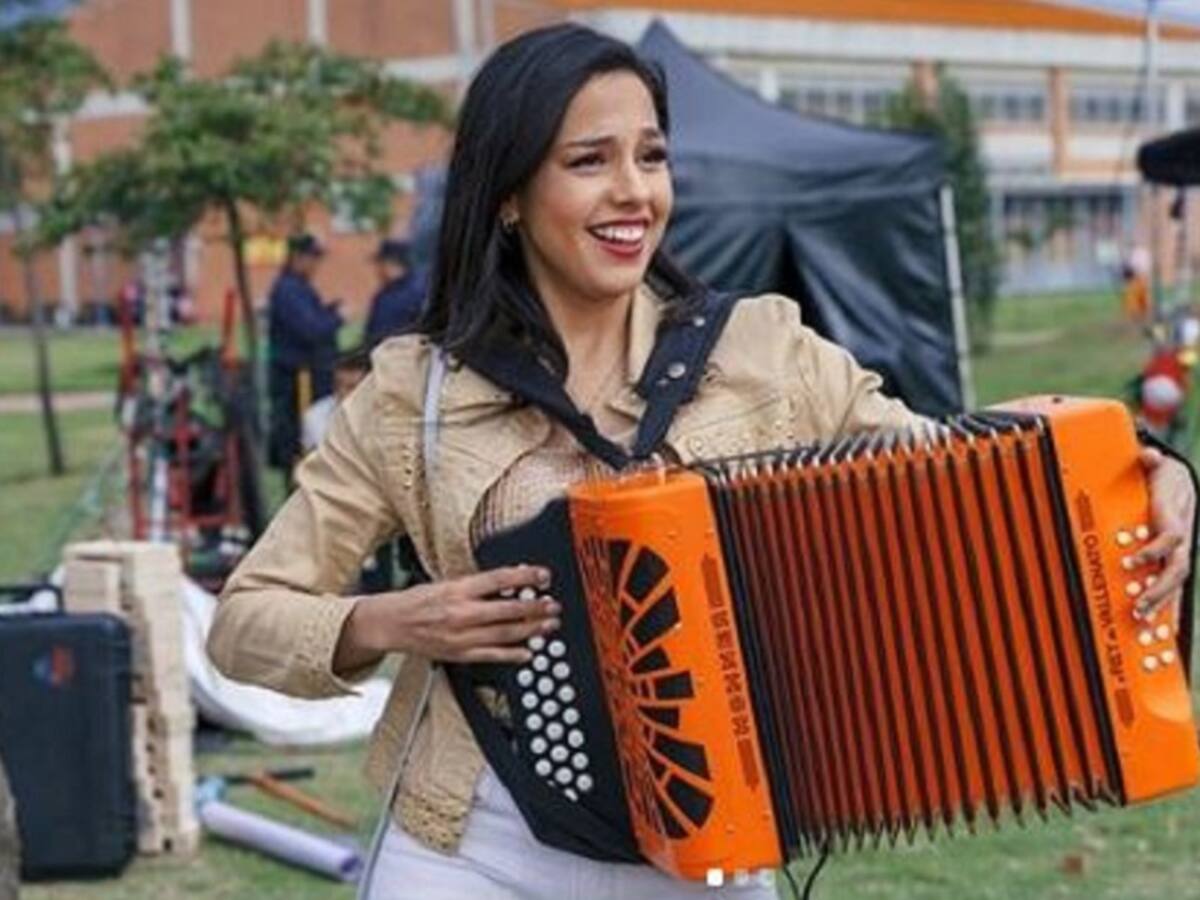 ¿Quién es el verdadero amor de 'Irene' de Amar y Vivir?