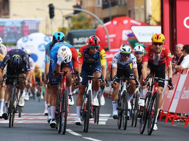 Siga EN VIVO la etapa 11 de la Vuelta a España 2026: minuto a minuto con los colombianos. (Photo by Alexander Hassenstein/Getty Images)