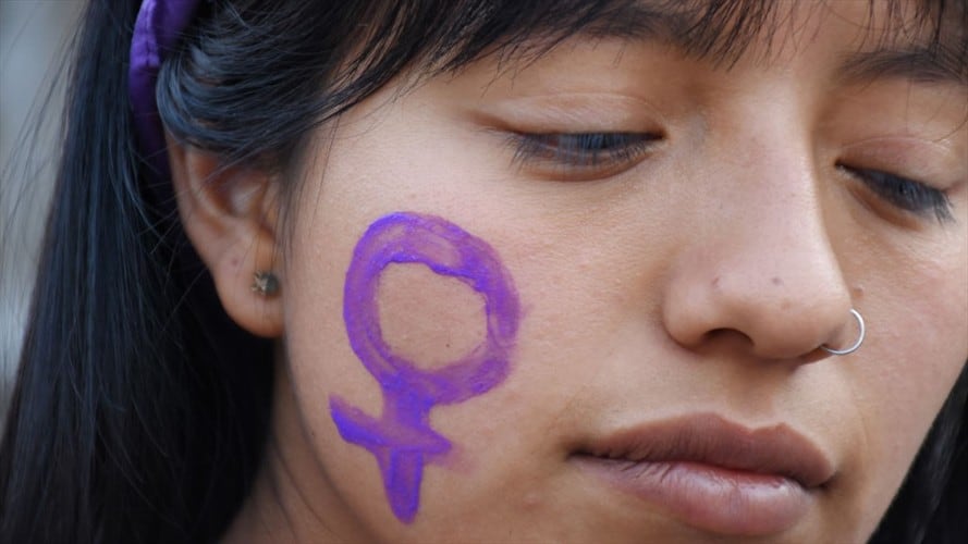 Proponen incluir el delito de violencia contra la mujer en el procedimiento abreviado. Foto: Getty Images