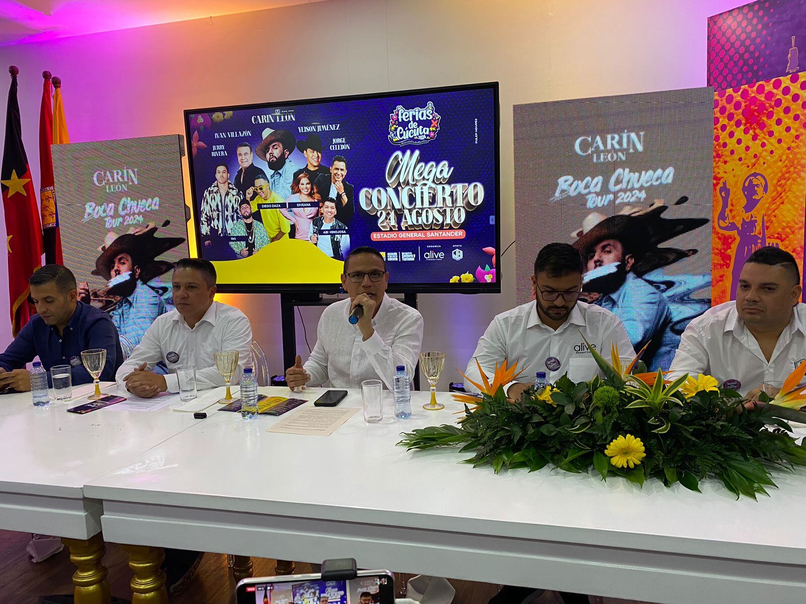 Carin León es el artista principal que estará en las Ferias de Cúcuta 2024.