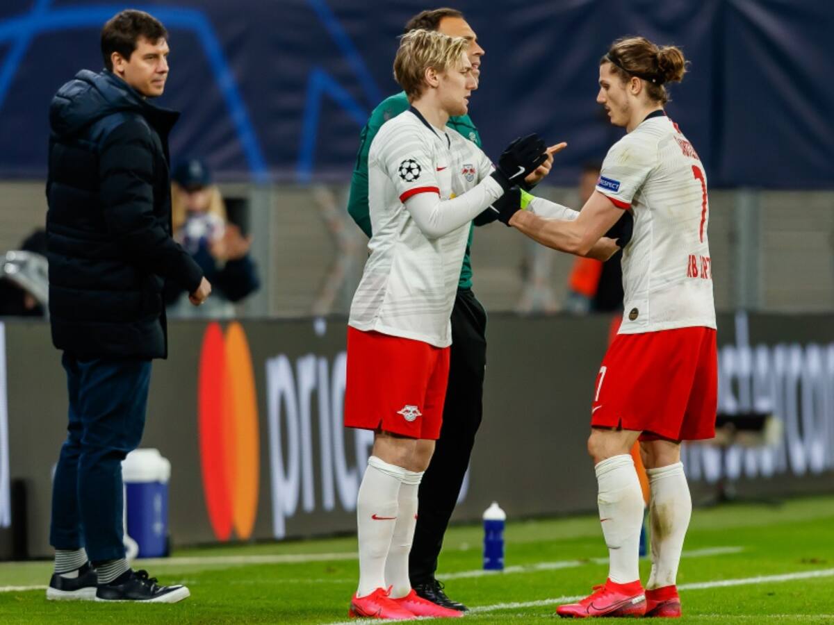 FIFA propone ampliar a 5 sustituciones cuando se reanuden los torneos