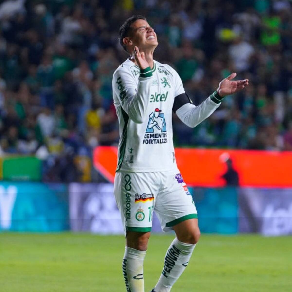 James Rodríguez y un mensaje a sus rivales: “En el campo no puedo ser bien con todo el mundo”