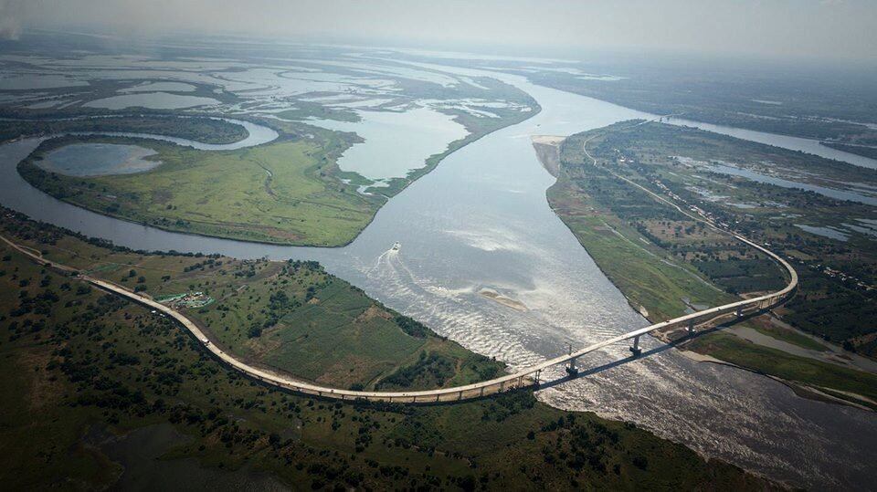 (( CRÉDITO: CONFECÁMARAS )) La conexión vial Yatí – Bodega, proyecto que comunica a través de dos puentes sobre el río Magdalena a los municipios de Magangué y Cicuco, está a punto de ser una realidad.
