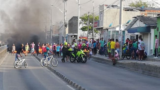 Protesta por cortes de energía. Imagen de referencia (@TransitoBaq)