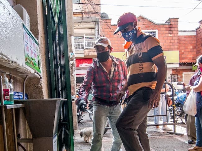 Operativos en plazas de mercado para evitar la pandemia