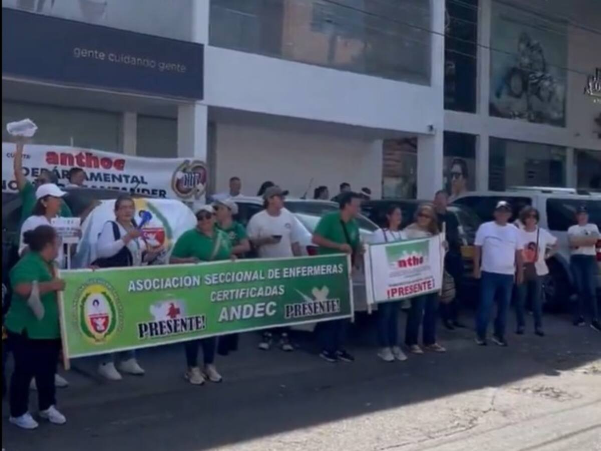 Trabajadores de la salud marchan por la crisis hospitalaria en Cúcuta