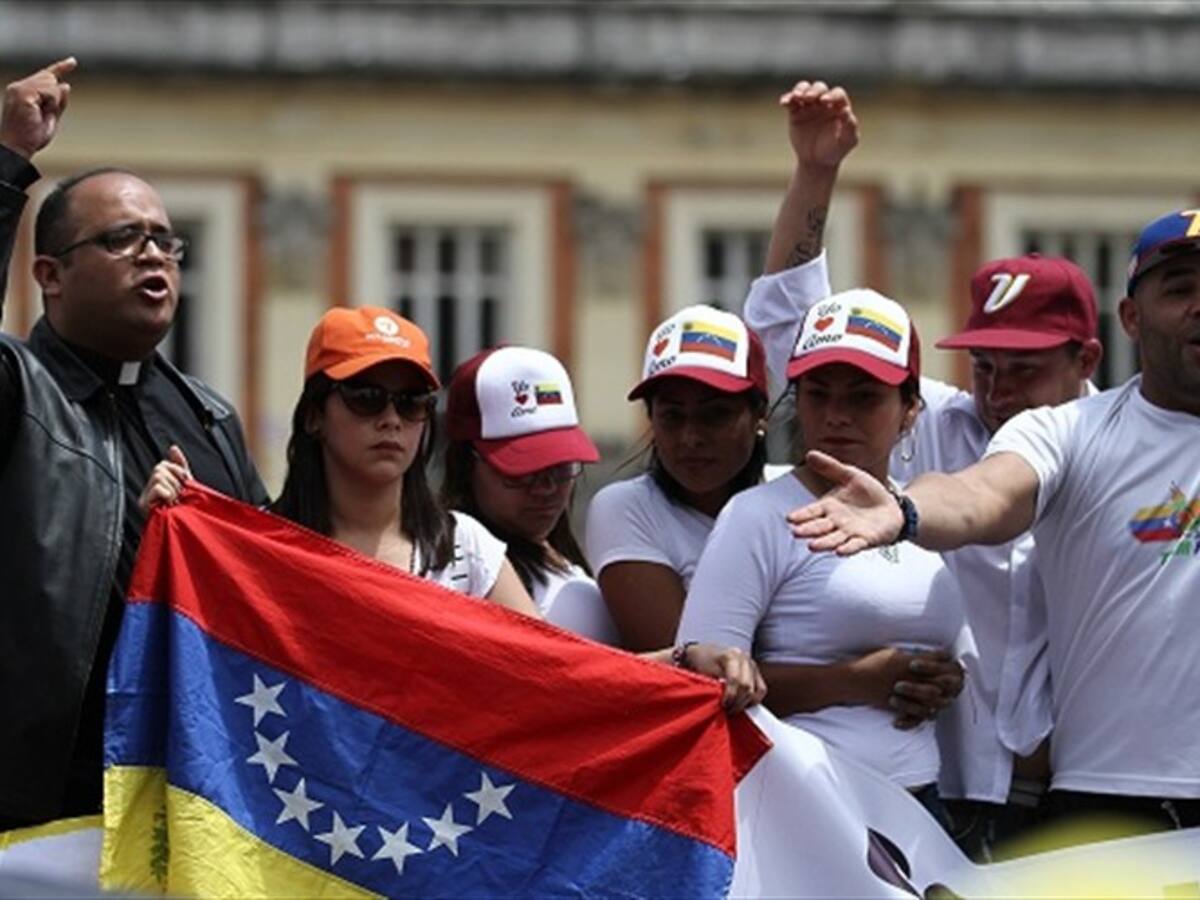 Desde el Parlamentos Europeo les decimos a los venezonalos que no están solos: Becerra