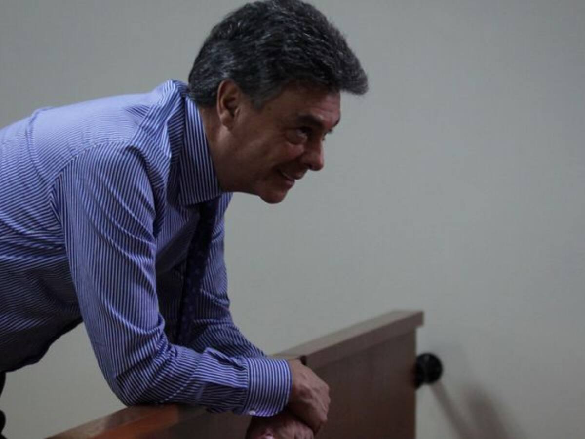 Definirán nueva medida de aseguramiento al exdirector de la DNE