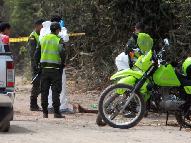 Con arma de fuego, asesinan a hombre en un terreno baldío en Cartagena