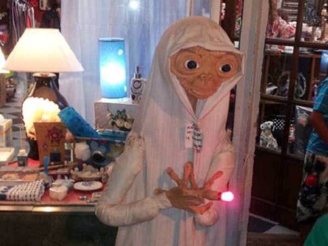 Pueblo argentino celebra festival de alienígenas