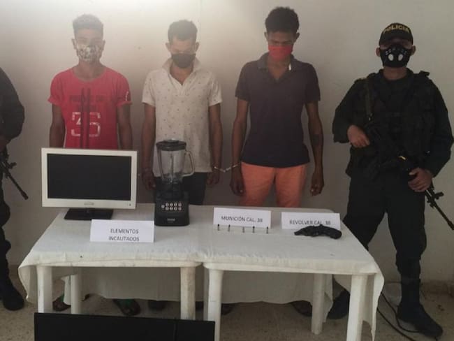 Tres capturados por porte ilegal de armas en el sur de Bolívar