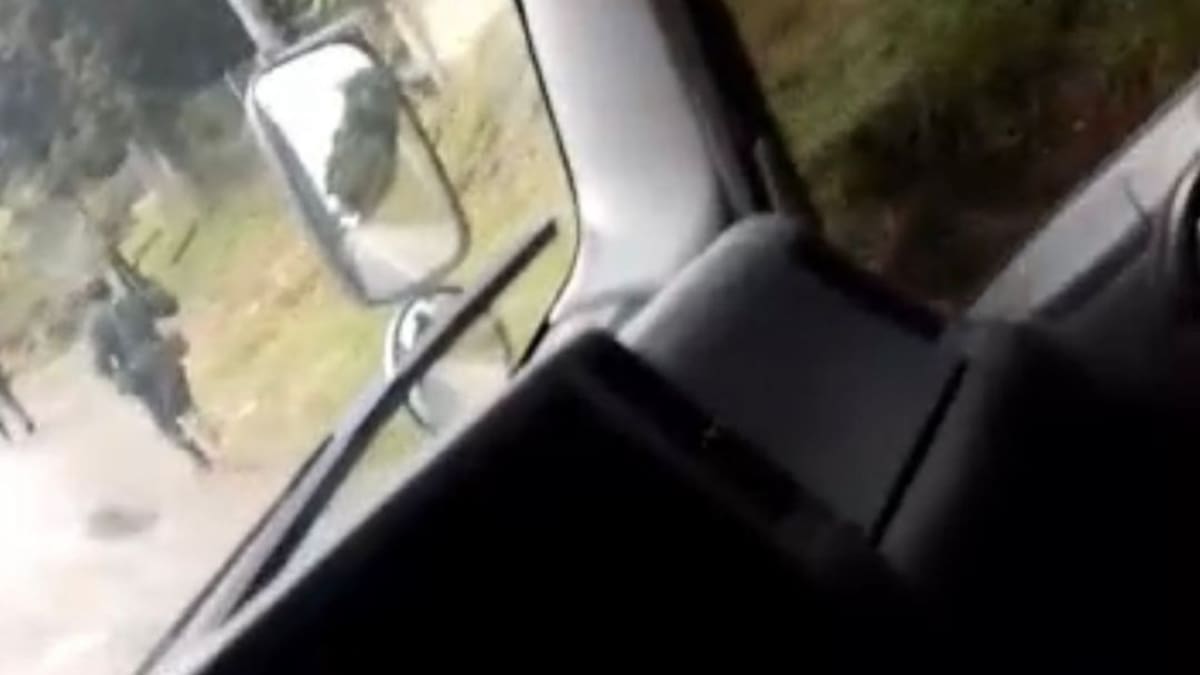 En un ‘retén’ grupo armado hurtó dos camionetas en la vía Panamericana