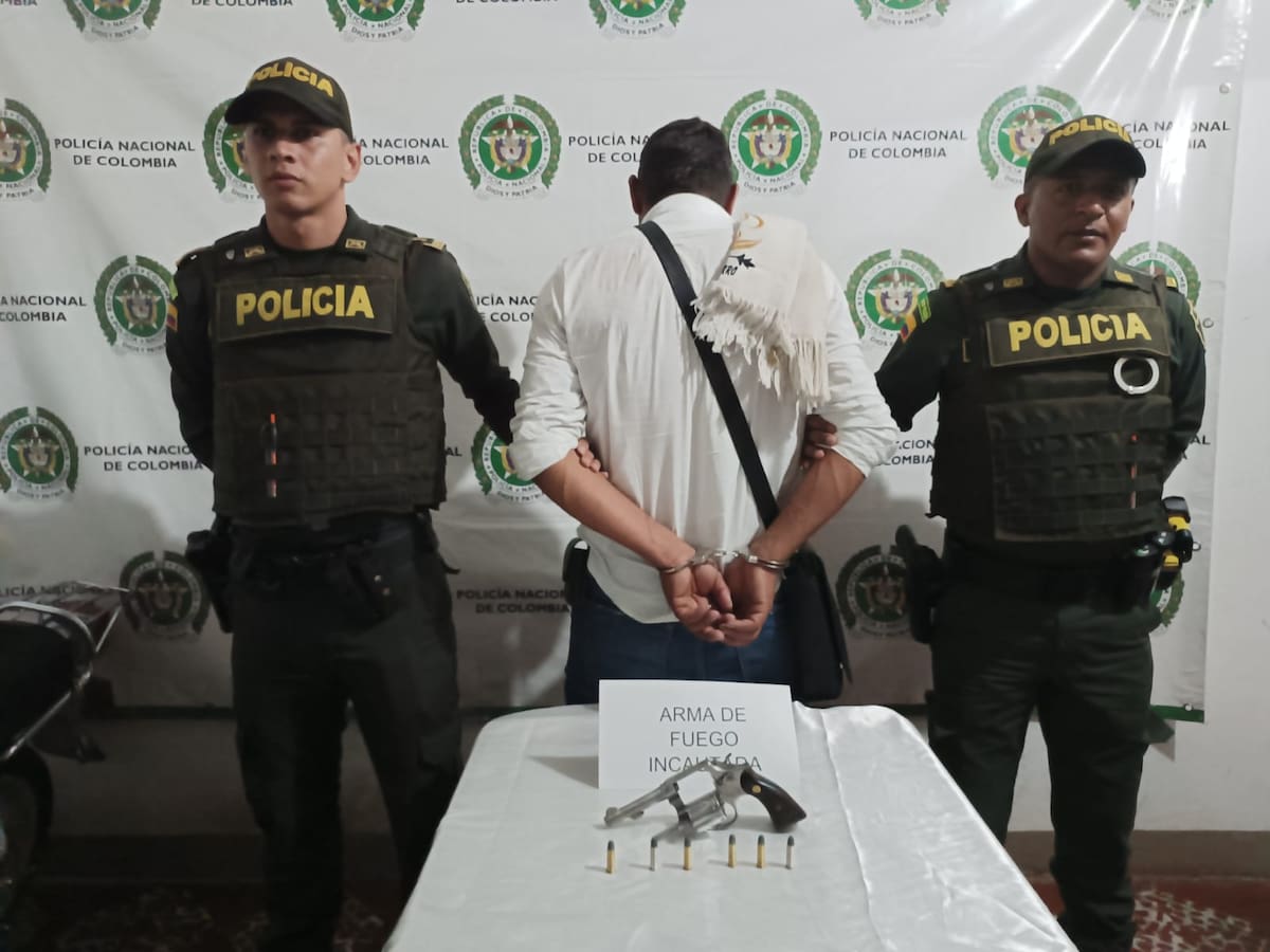 En el municipio de Elías capturan hombre por el delito porte de armas de fuego