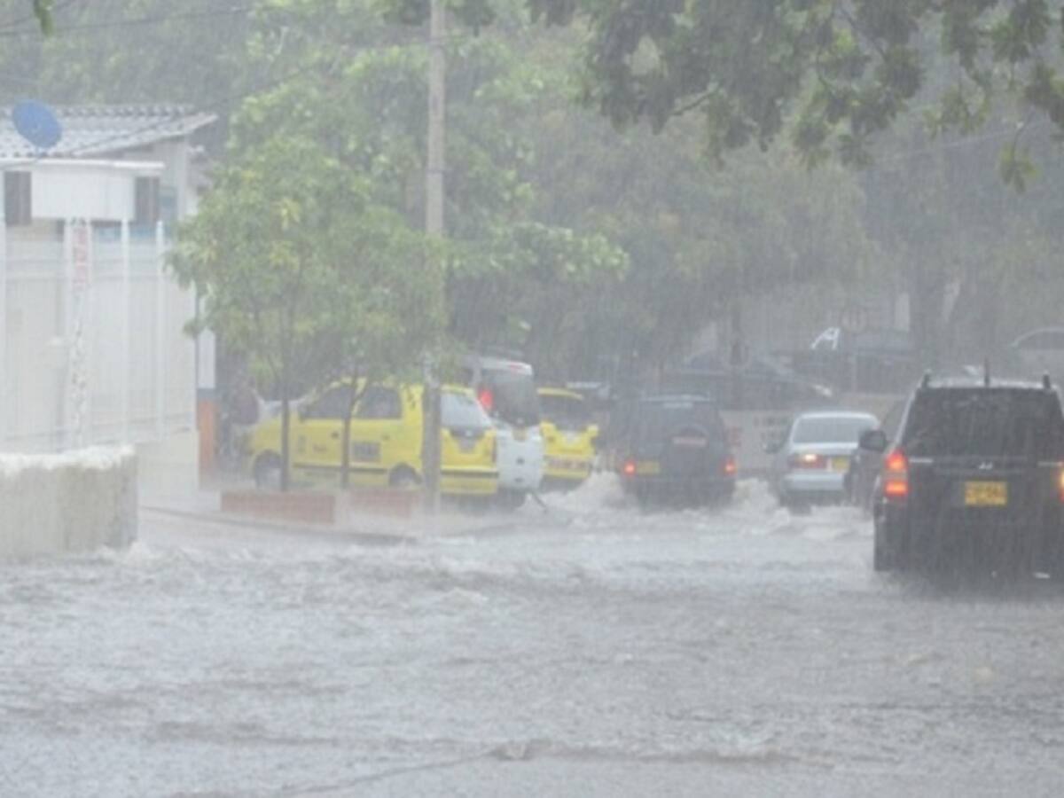 Organismos de socorro están en alerta naranja por fuertes lluvias