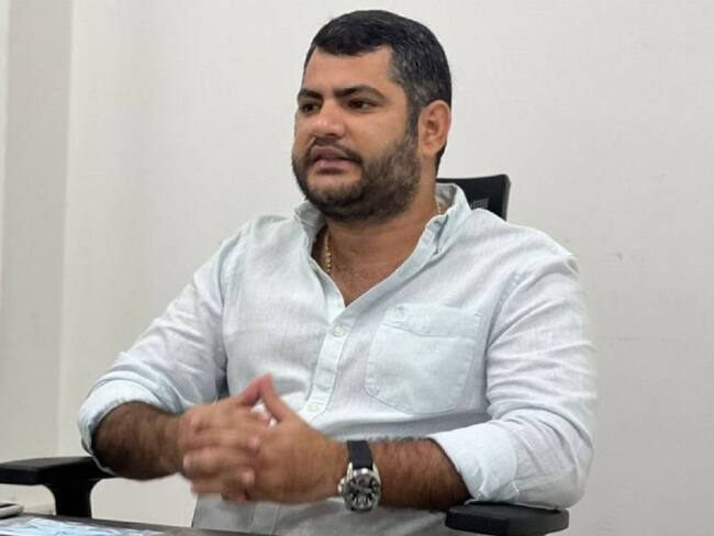 El alcalde de Cartagena dijo que el jefe del ente de control empezó a tomar acciones contra sus funcionarios tras la captura de Gloria Estrada
