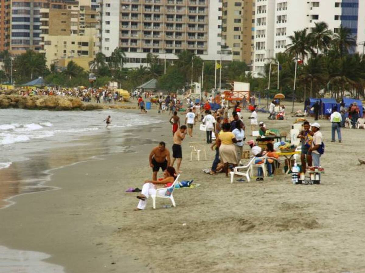 Promueven moción de censura a comandante de Bomberos de Cartagena por contrato de salvavidas