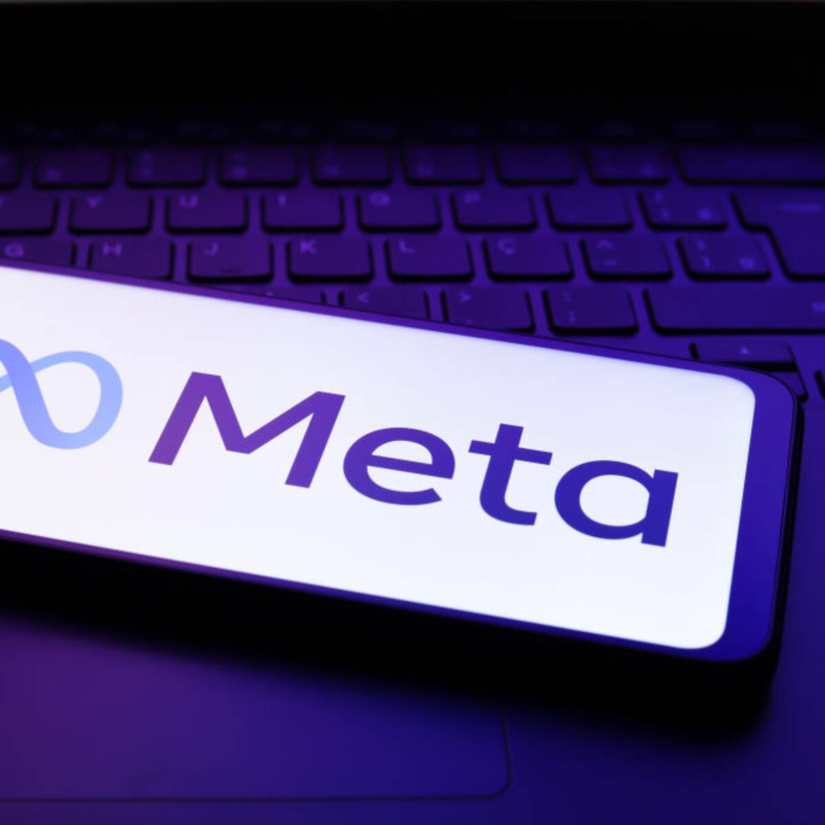 Meta utilizará datos públicos de sus usuarios para entrenar sus modelos de IA