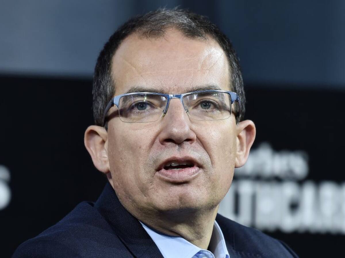 Científicos no son optimistas sobre variante ómicron: jefe de Moderna