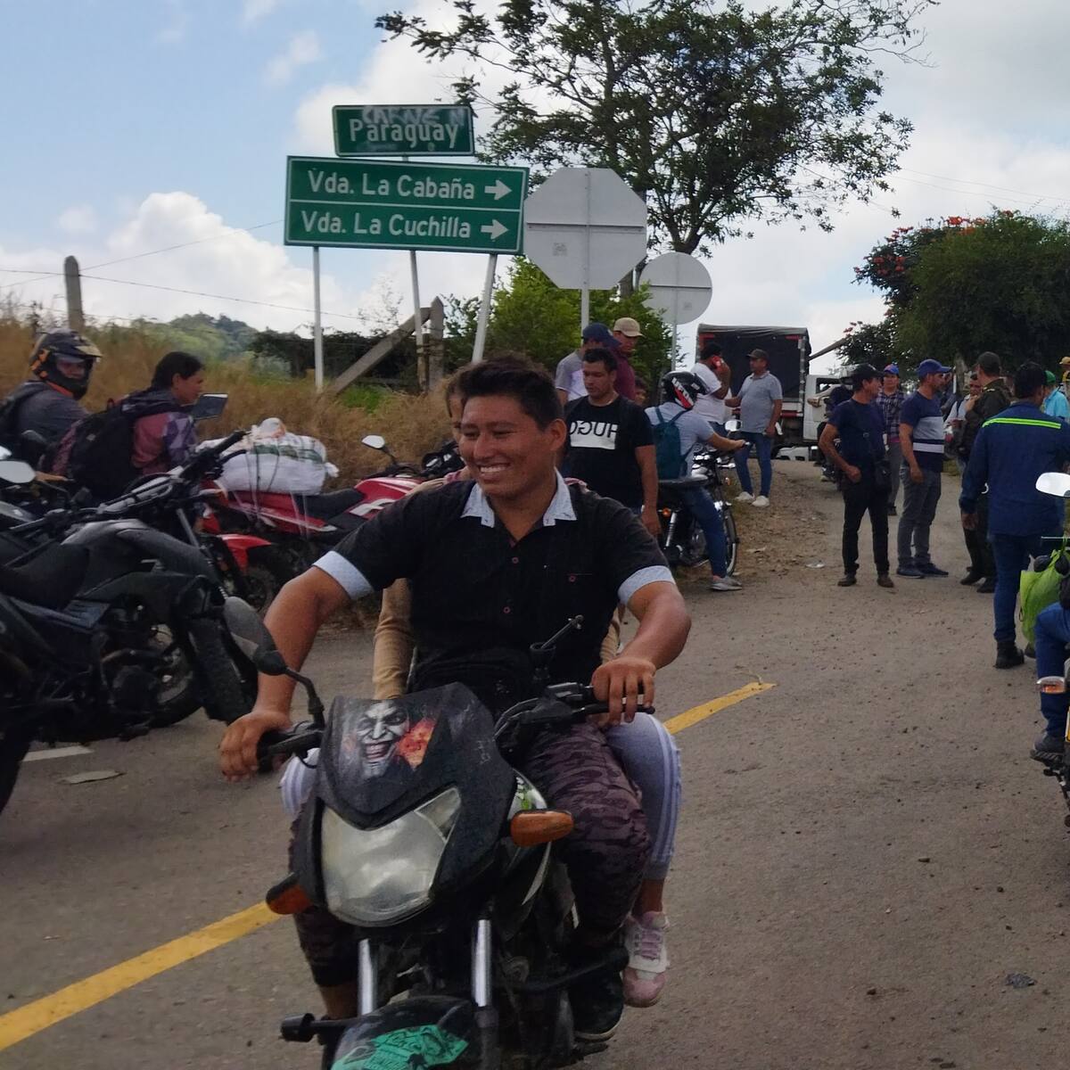 Es masiva la movilidad de carros por la vía alterna entre Bucaramanga y Barrancabermeja