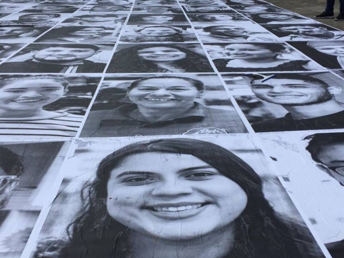 Con retratos gigantes hacen homenaje a venezolanos en Medellín