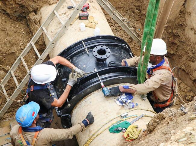 Acuacar repara tubería en los Cerros de Albornoz, sin suspender el servicio de acueducto