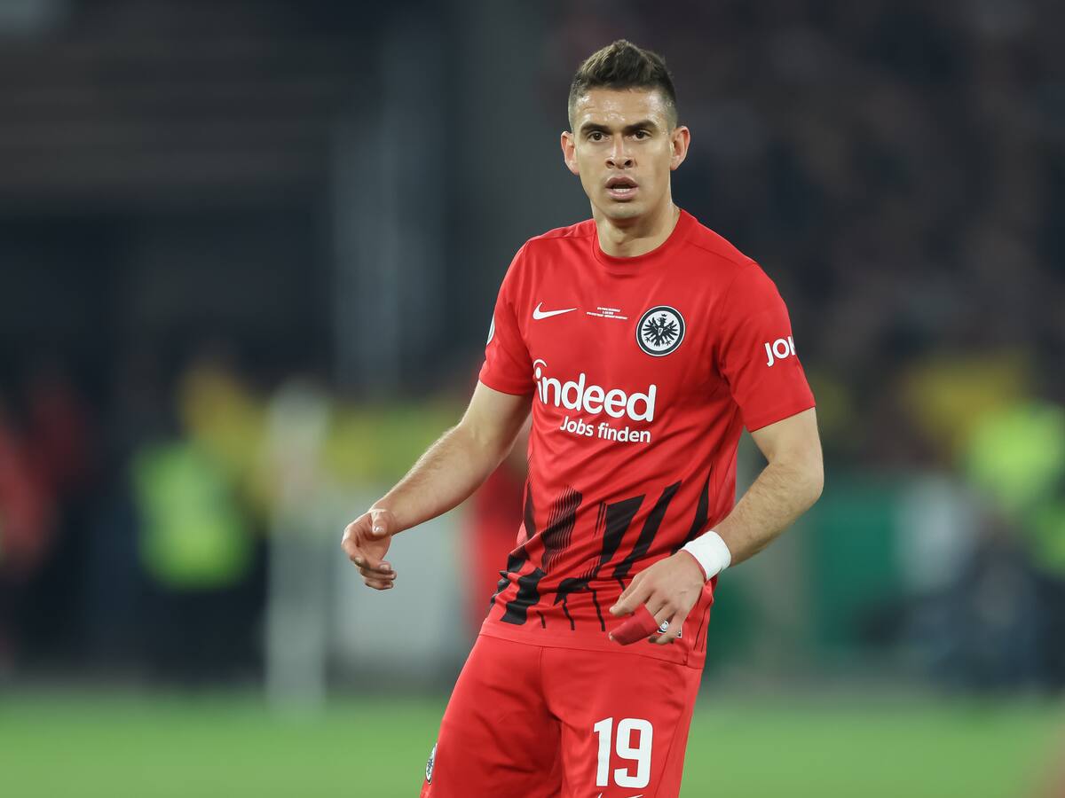 Borré disputó últimos minutos en empate del Frankfurt ante el Schalke 04